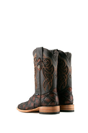 Back view of the Shedron Big Bass Pirarucu Matte cowboy boots in genuine leather, featuring a square toe, shedron pirarucu print vamp, brown shaft with brown embroidery, rubber heel.