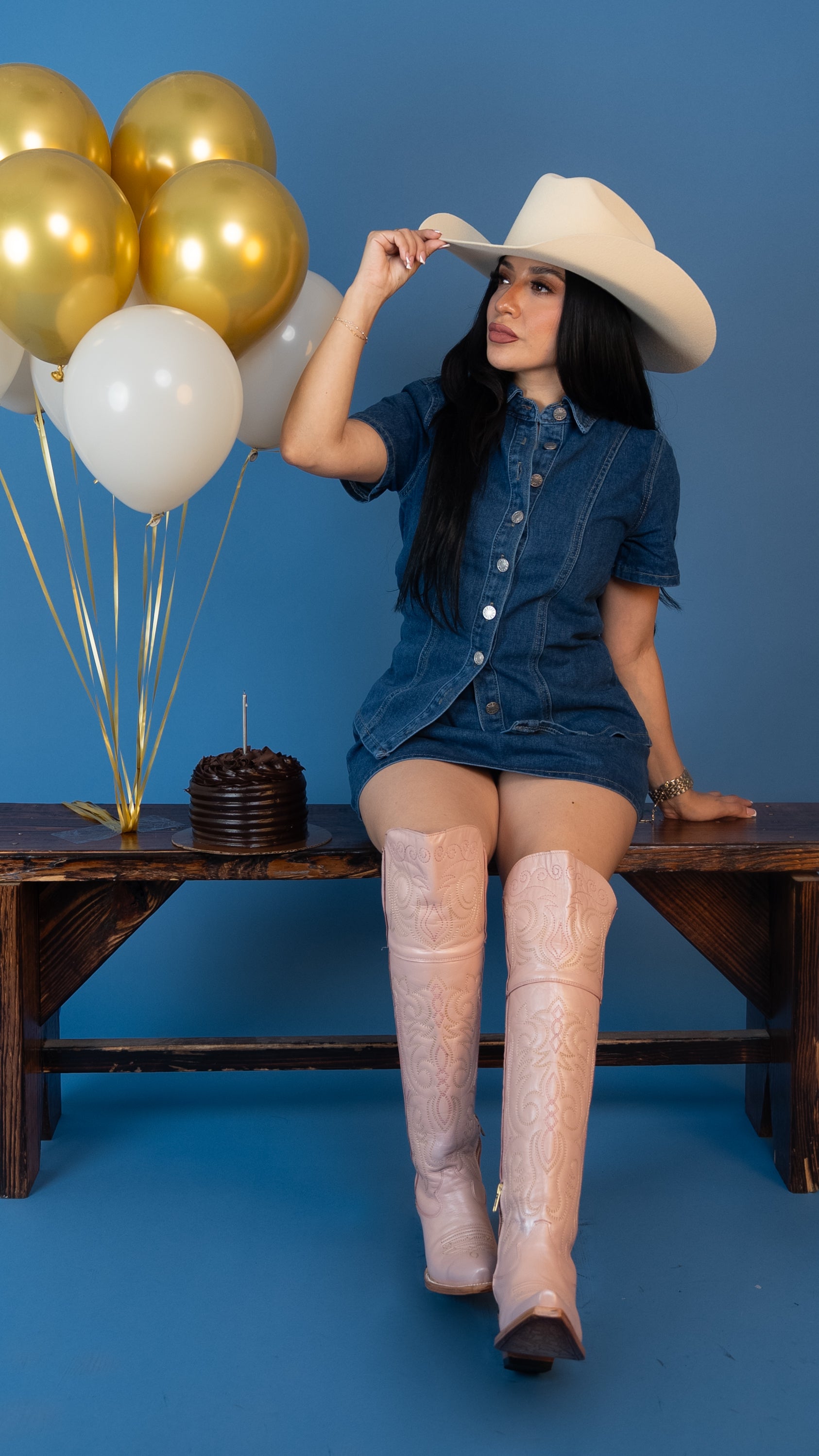 Amour Knee High Snip Toe Cowgirl Boot