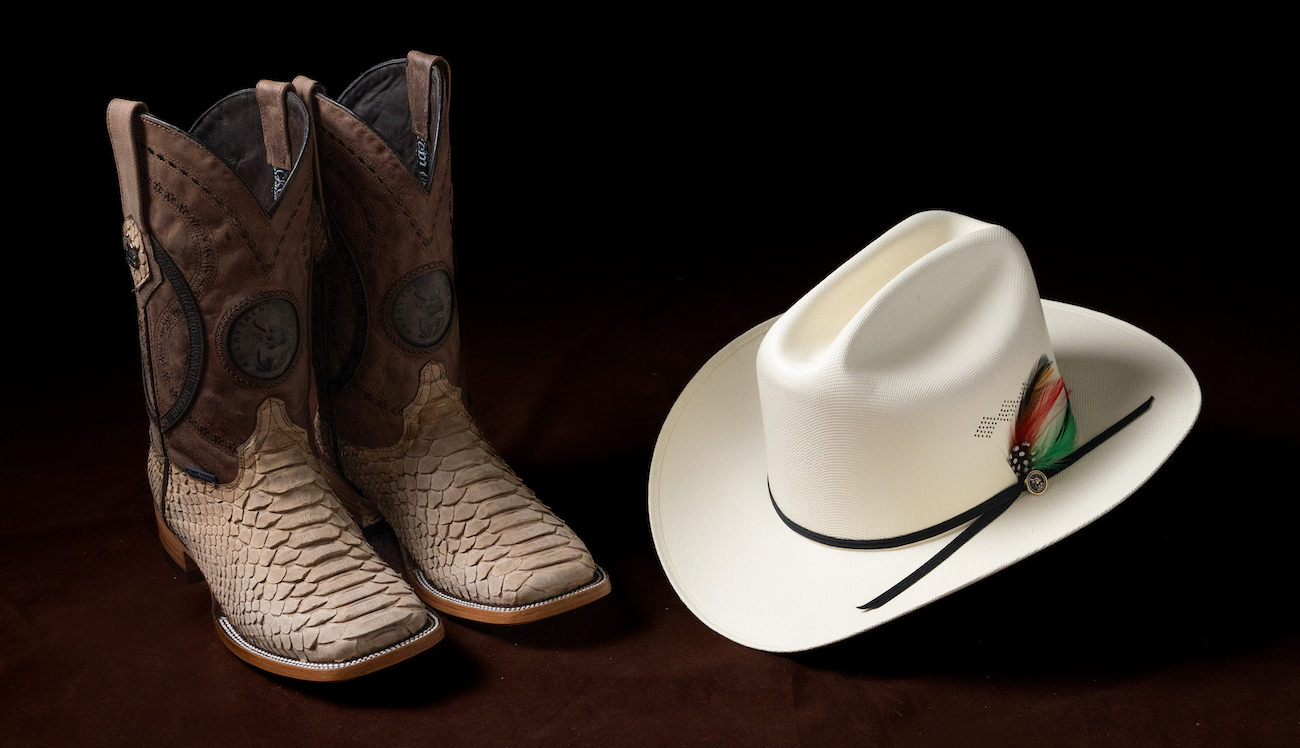 Hat & Boot Carriers