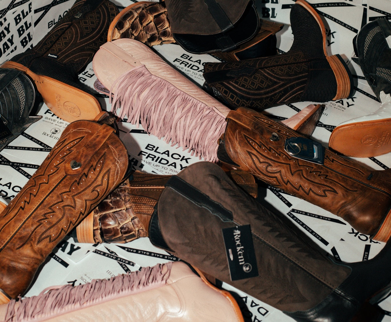 Black Friday: Women's Midi Boots