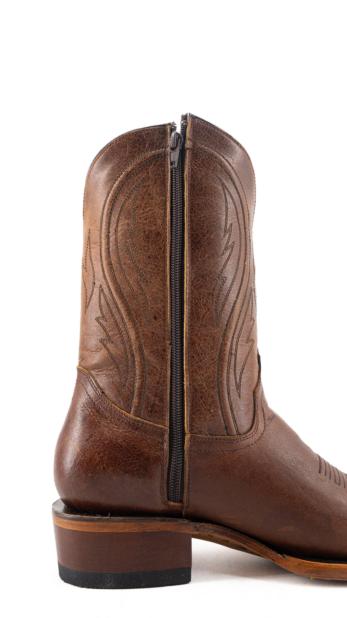 Daryl Round Toe Cowboy Boot