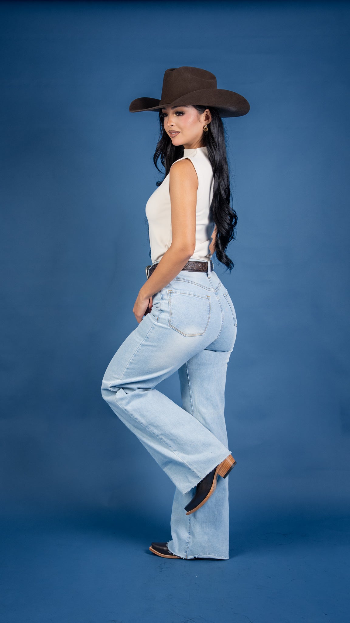 High Waisted Classic Wide Leg Jeans