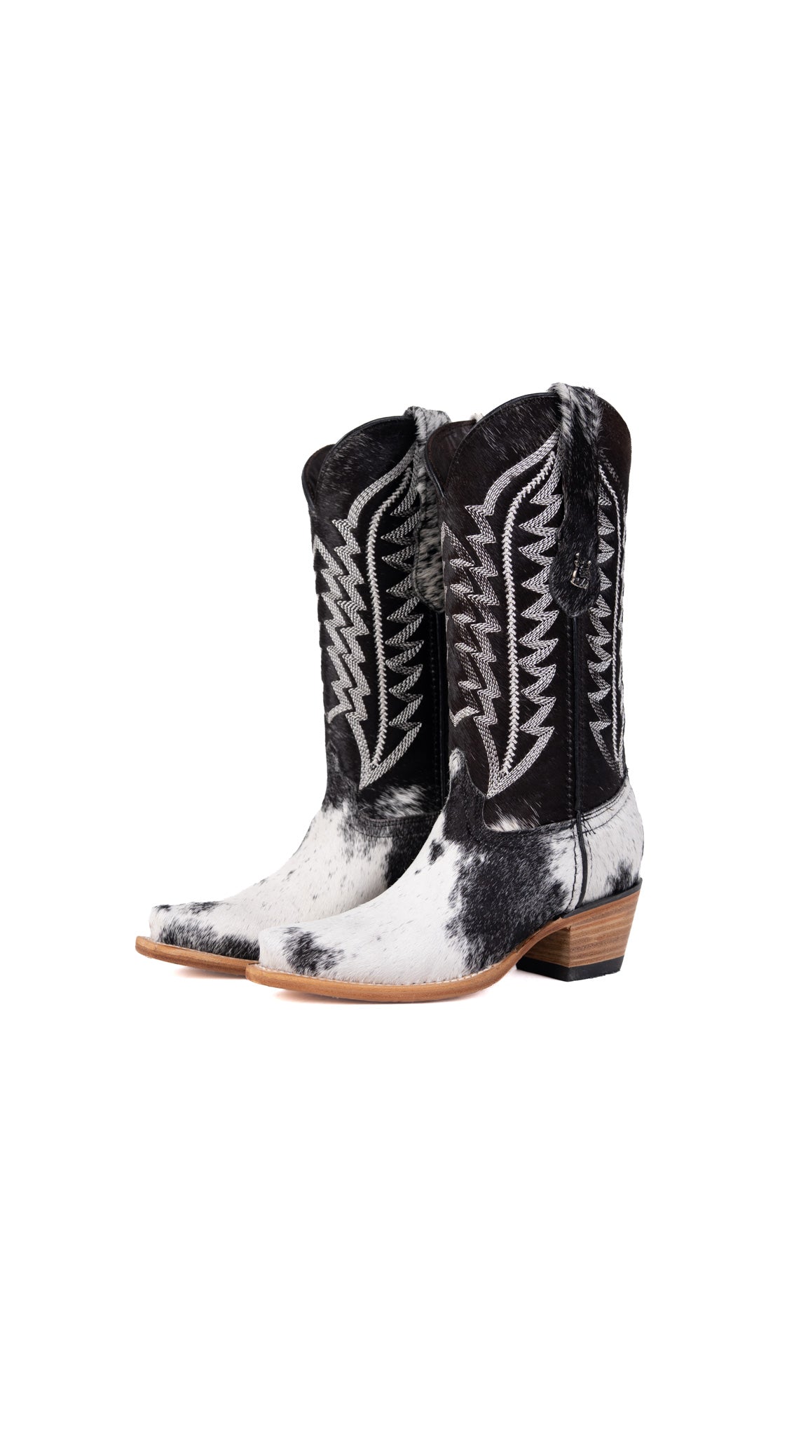 Carmina Cowhide Snip Toe Cowgirl Boot Size 5 Box EU23