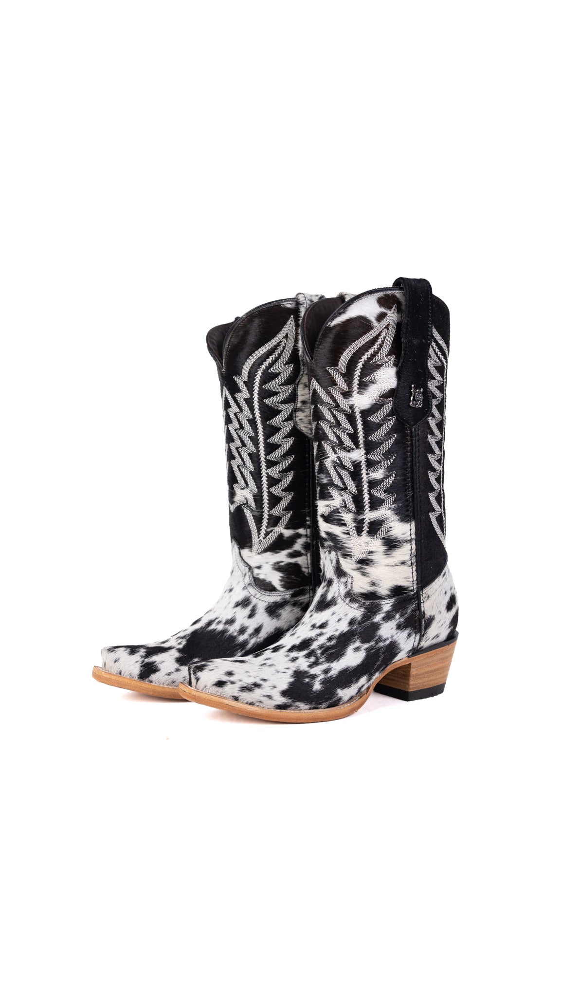 Carmina Cowhide Snip Toe Cowgirl Boot Size 7 Box EU31