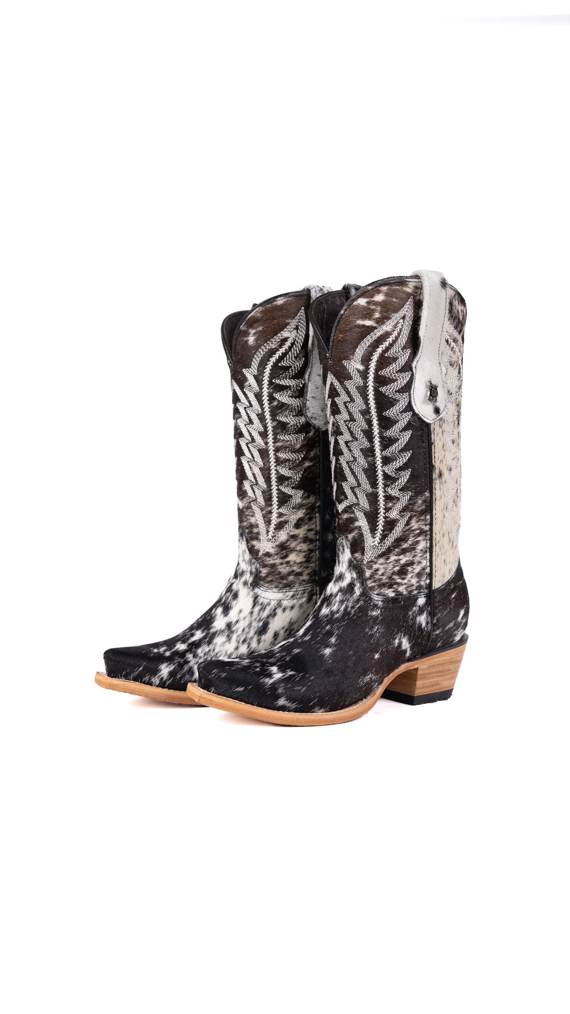 Carmina Cowhide Snip Toe Cowgirl Boot Size 7 Box EU32