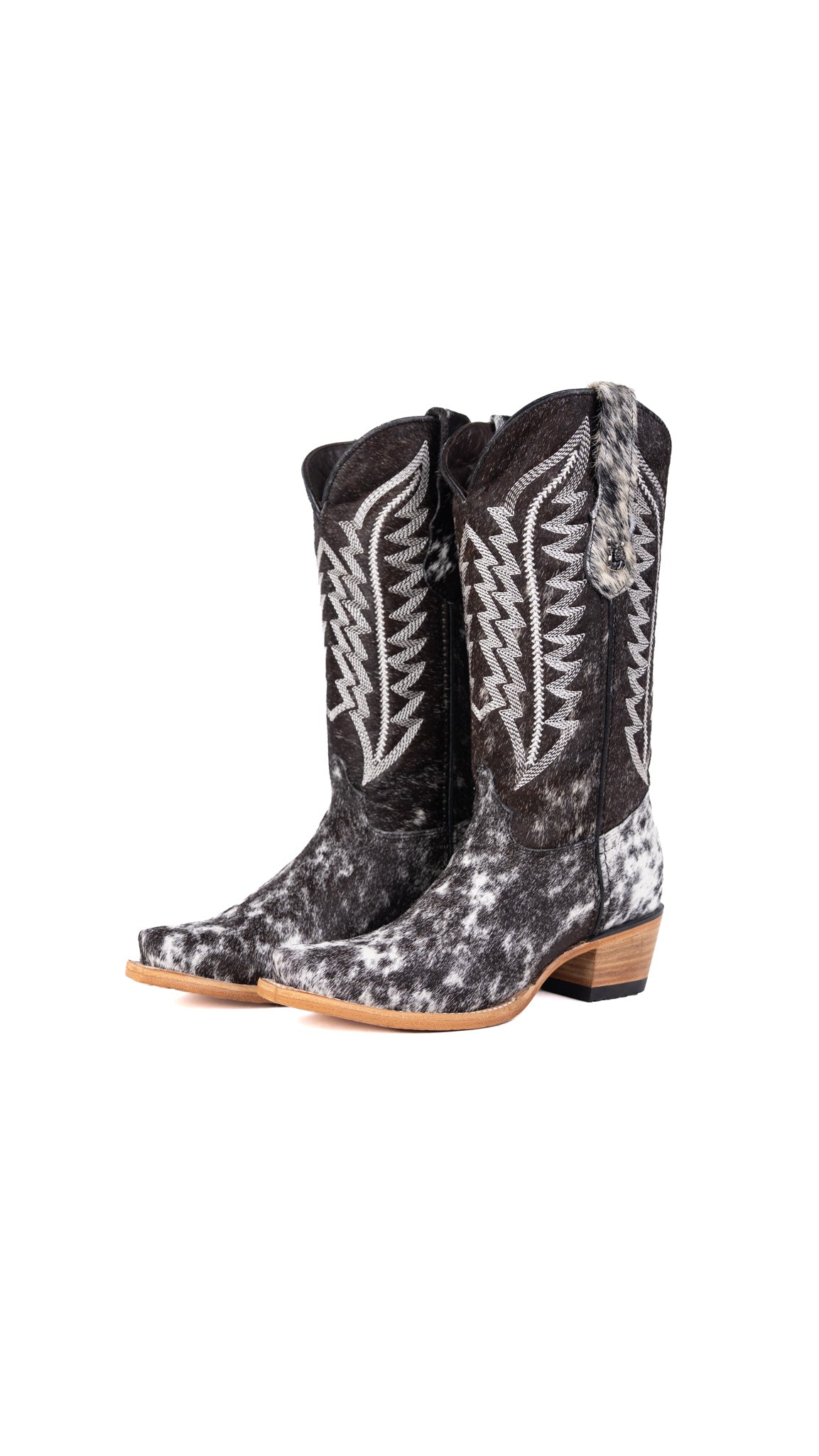 Carmina Cowhide Snip Toe Cowgirl Boot Size 7.5 Box EU35