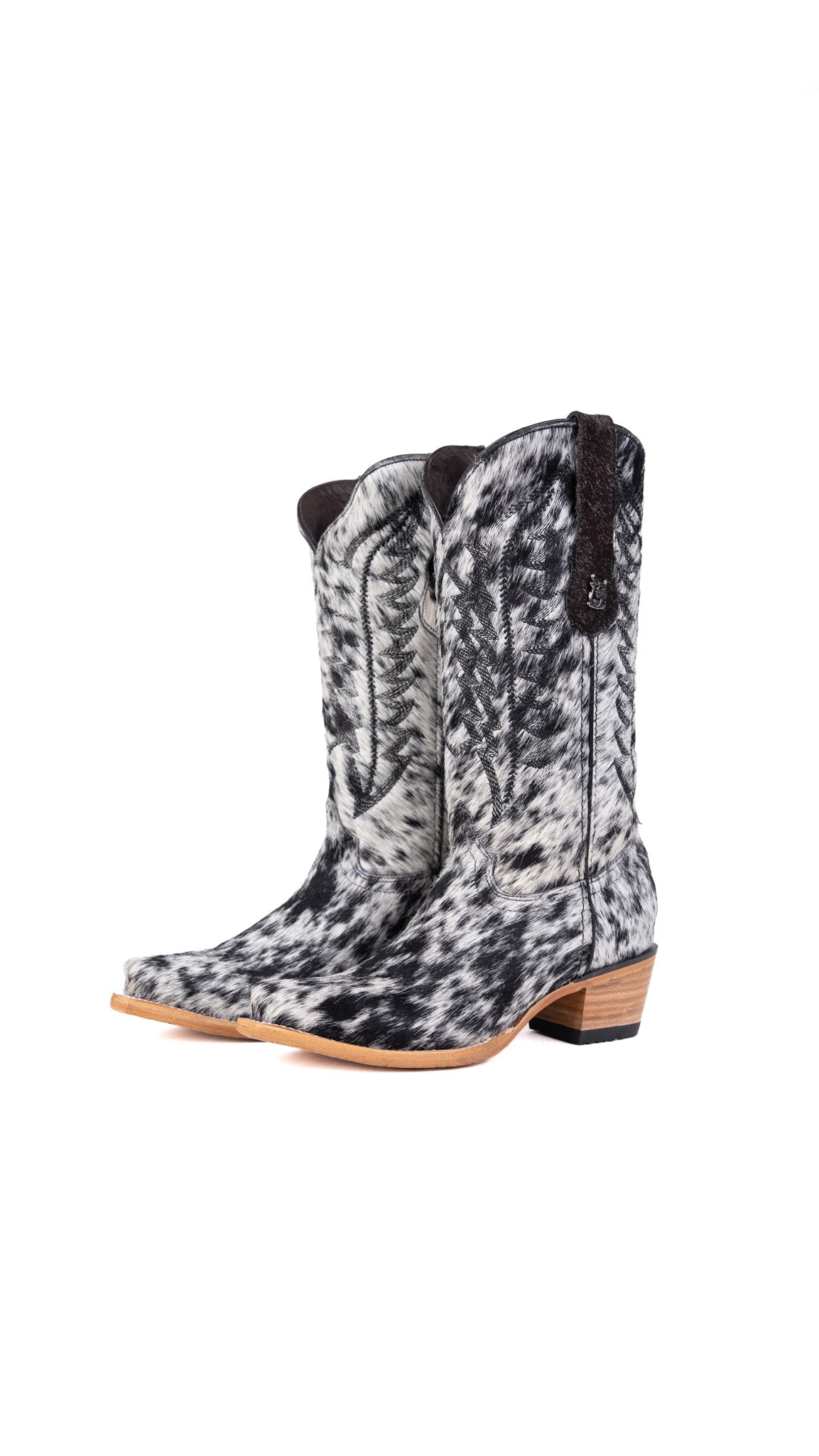 Carmina Cowhide Snip Toe Cowgirl Boot Size 8 Box EU37