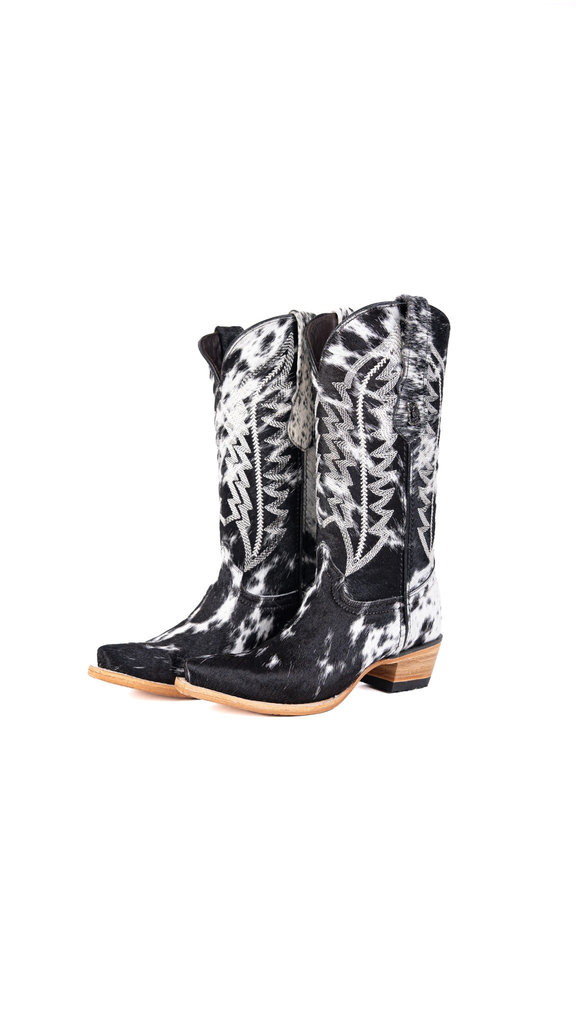 Carmina Cowhide Snip Toe Cowgirl Boot Size 6 Box EU49