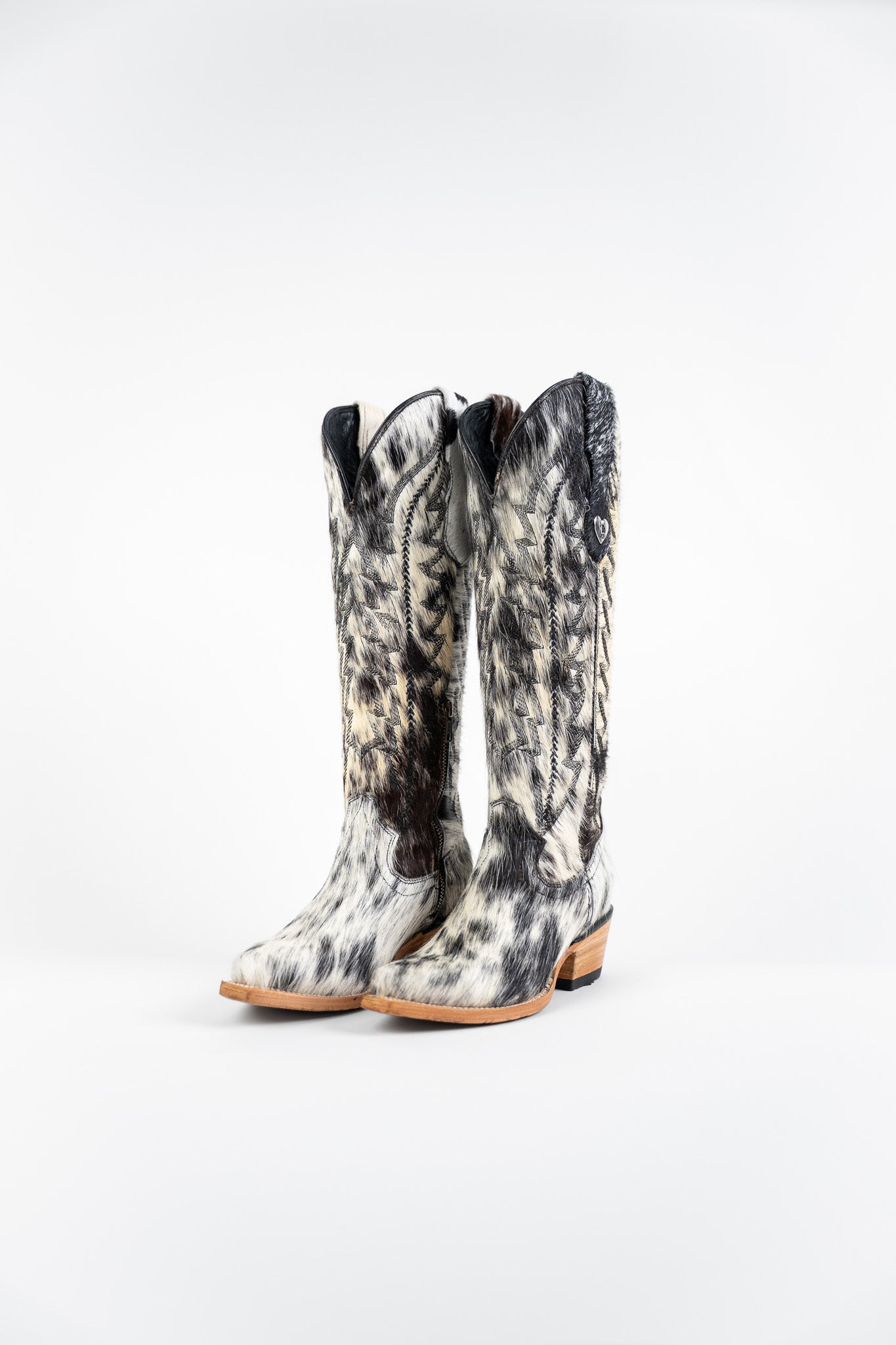 Carmina Tall Cowhide Snip Toe Cowgirl Boot Size 5 Box CU1