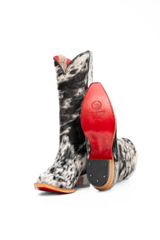 Katherine Snip Toe Cowhide Cowgirl Boot Size 8 Box NW84