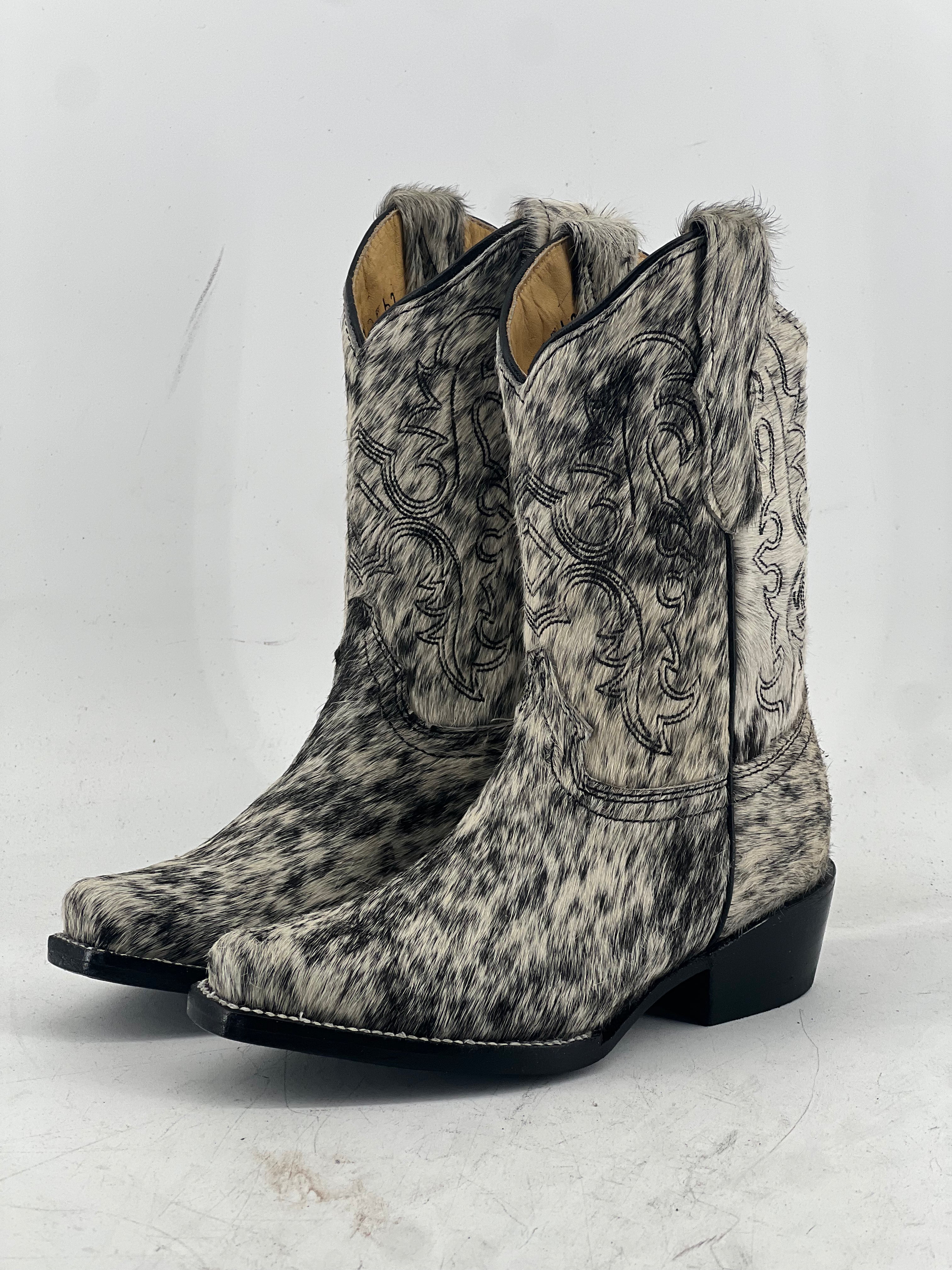 Katherine Cowhide Retro Cowgirl Boot