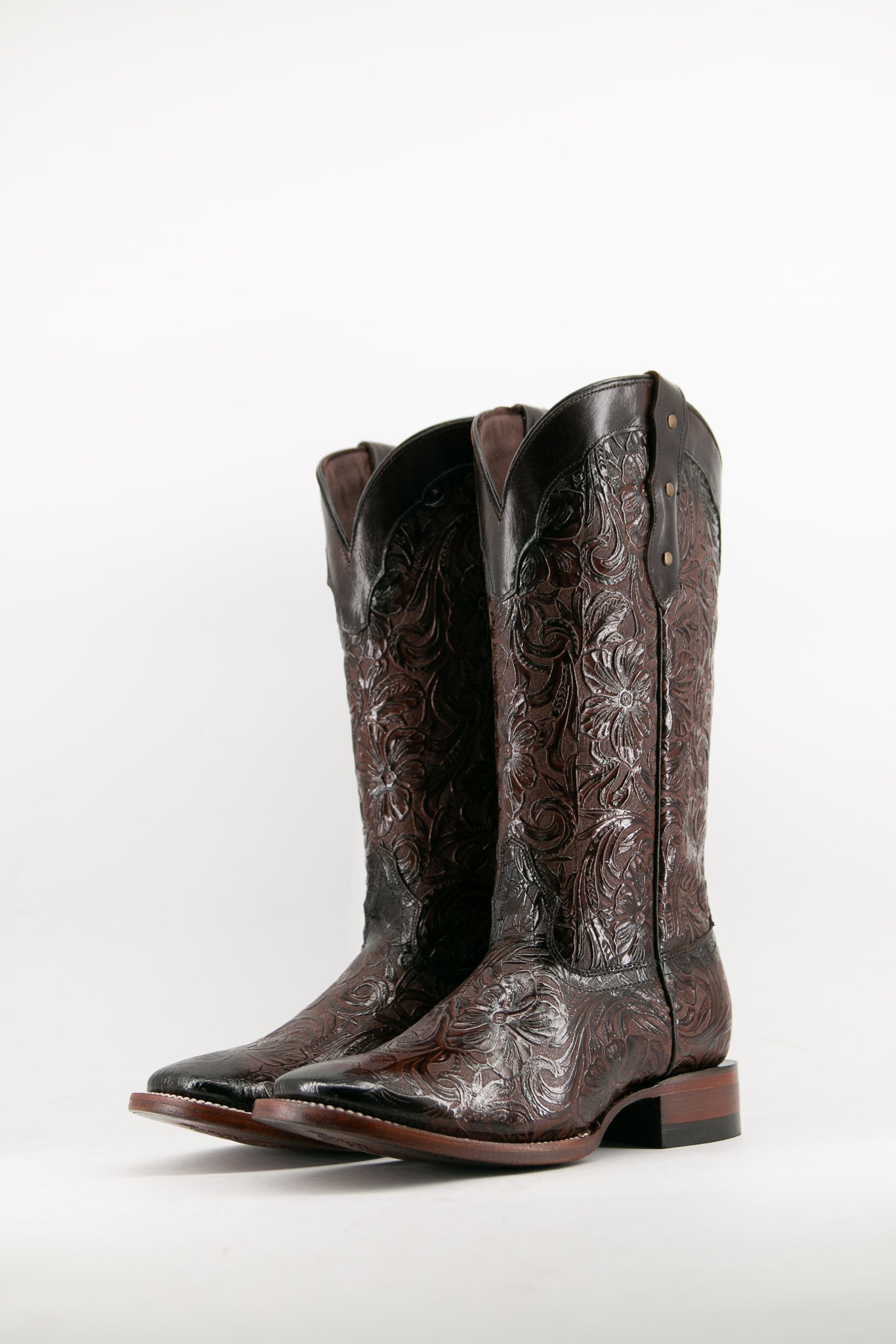 452 Mila Flor De Luz Square Toe Cowgirl Boot