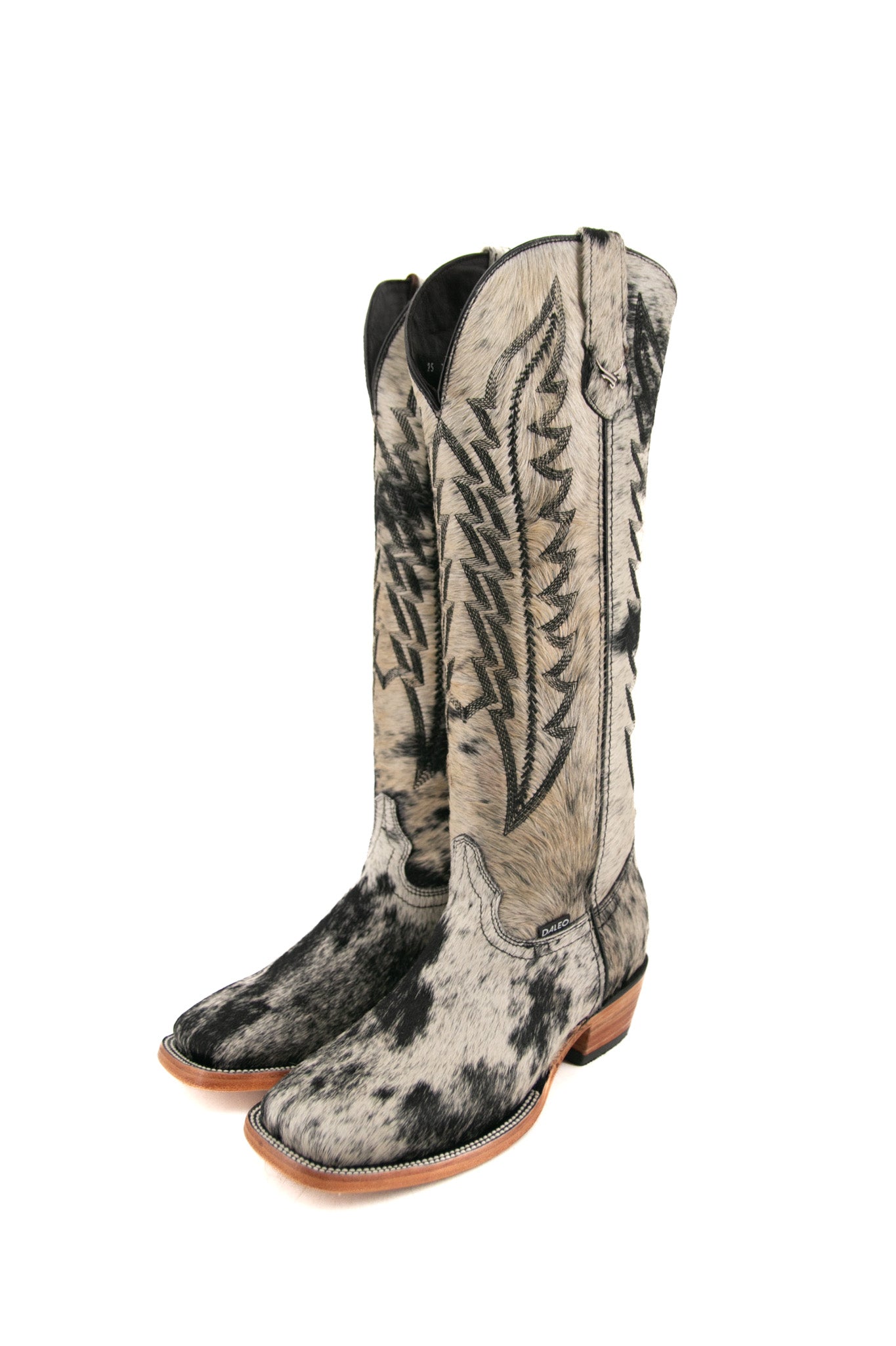 Women's Tall Cowhide Square Toe Cowgirl Boot Size 8 Box A5