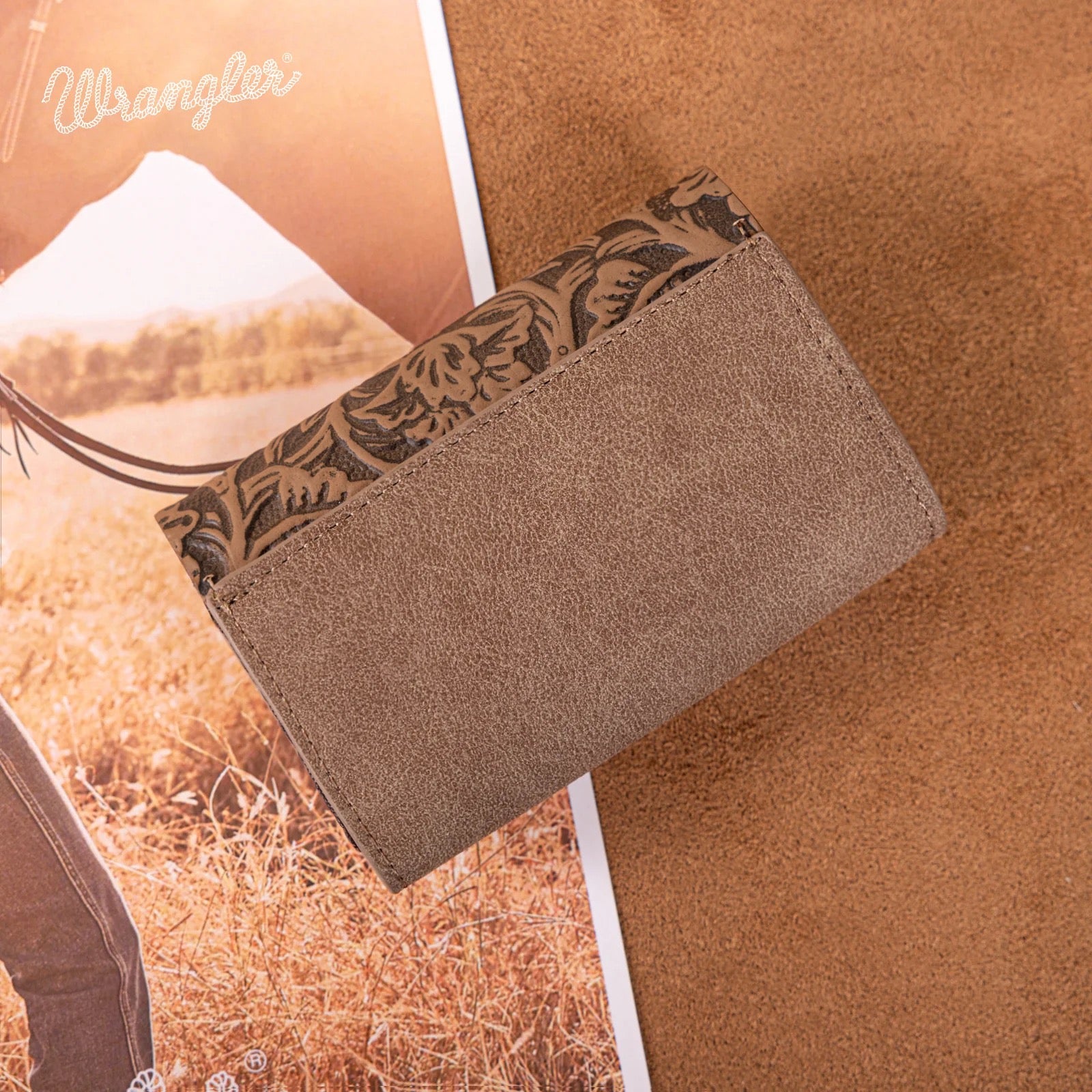 Wrangler Floral Tooled Card Holder