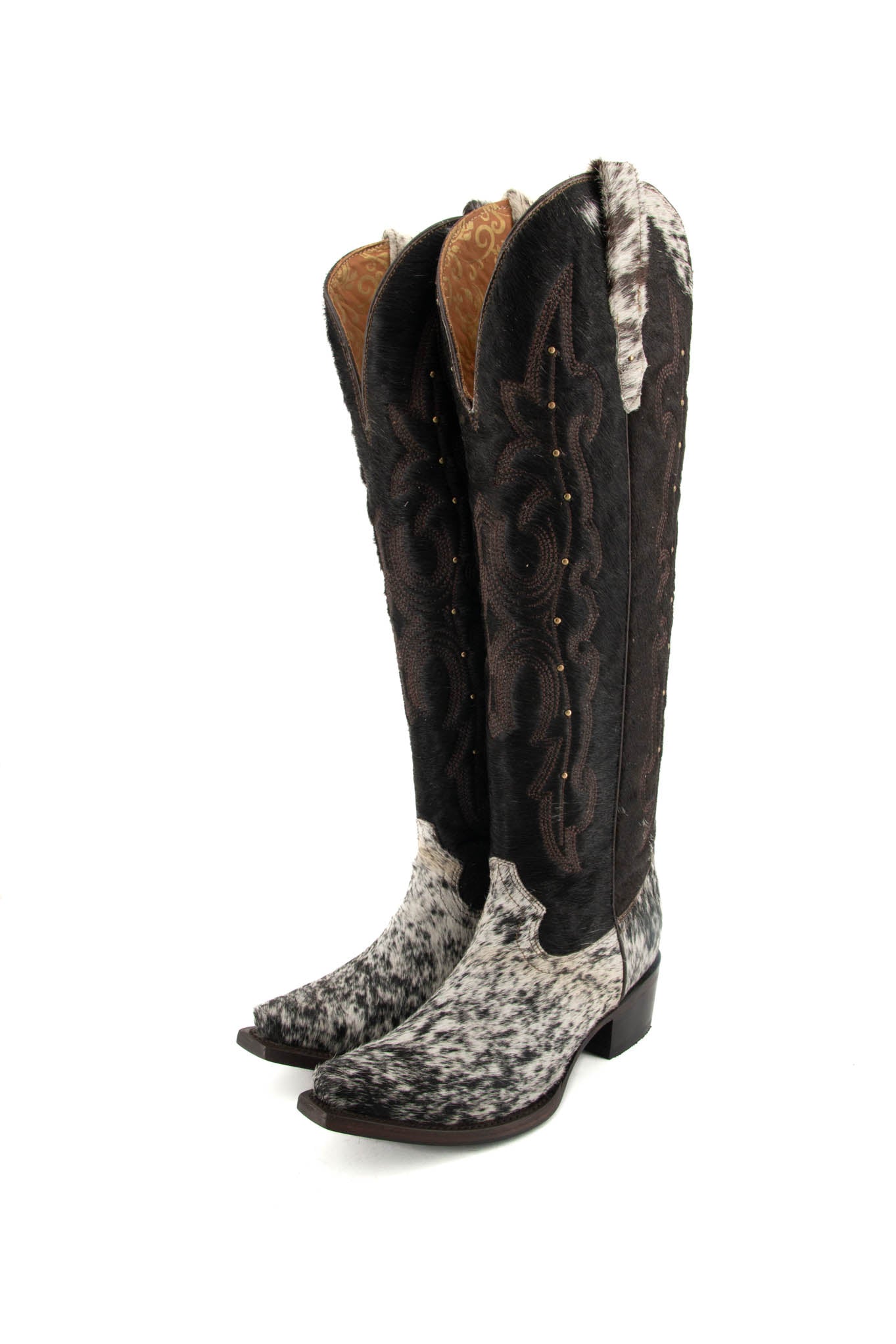 Women's Tall Cowhide Studded Cowgirl Boot Size 7 Box B13