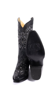 Country Snip Toe Cowgirl Boots