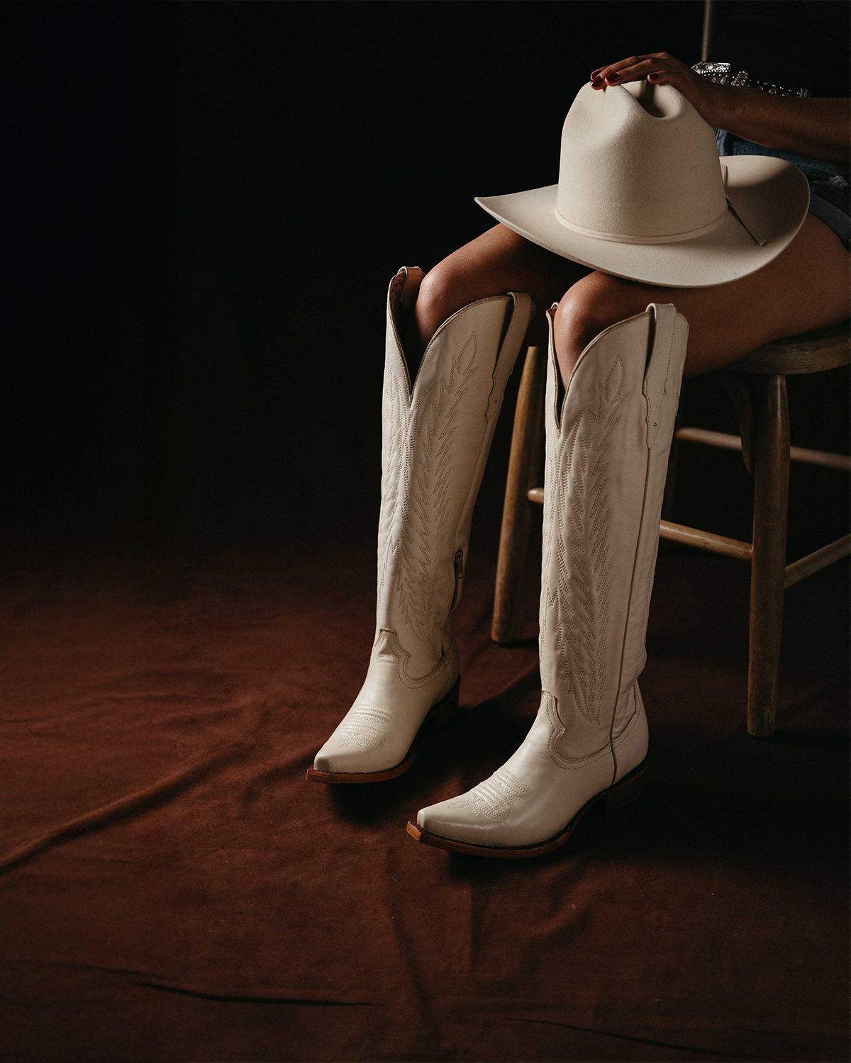 Valentina_Tall_Cowgirl_mobile.png