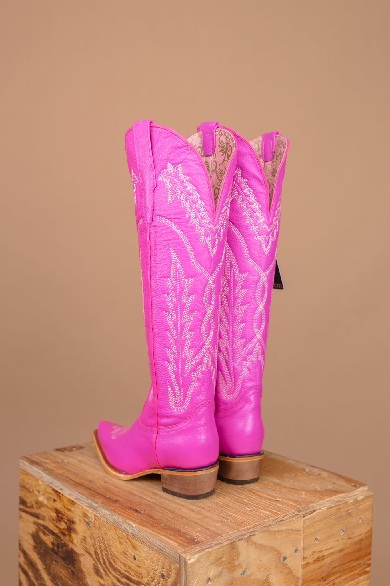 Cowgirl boots deals